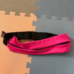 Hot Pink Gearwear Running Waist Pack